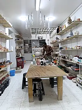 Siriss boyrag online show from 09/18/25, 12:29