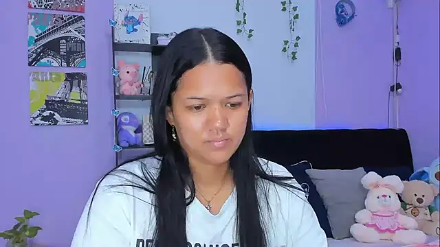 Snapshot of sara_mendez2 chatting on 02/11/25, 11:33 sara mendez2 online show from 02/11/25, 11:33