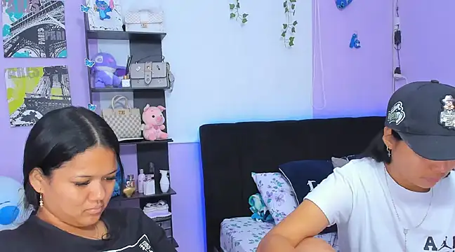 Snapshot of sara_mendez2 chatting on 02/26/25, 07:27 sara mendez2 online show from 02/26/25, 07:27