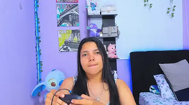 Snapshot of sara_mendez2 chatting on 03/01/25, 11:04 sara mendez2 online show from 03/01/25, 11:04