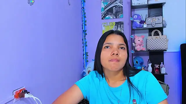 Snapshot of sara_mendez2 chatting on 03/07/25, 07:38 sara mendez2 online show from 03/07/25, 07:38