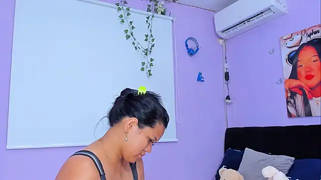 Snapshot of sara_mendez2 chatting on 03/16/25, 11:36 sara mendez2 online show from 03/16/25, 11:36