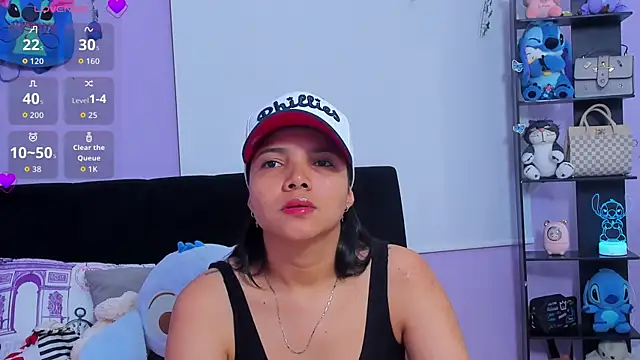 Snapshot of sara_mendez2 chatting on 09/20/25, 11:39 sara mendez2 online show from 09/20/25, 11:39