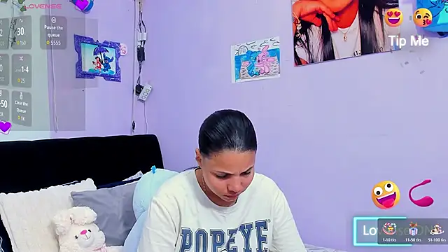 Snapshot of sara_mendez2 chatting on 11/14/25, 11:13 sara mendez2 online show from 11/14/25, 11:13