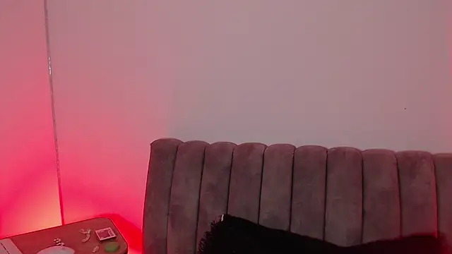 Marian Ran online show from 12/04/25, 02:10