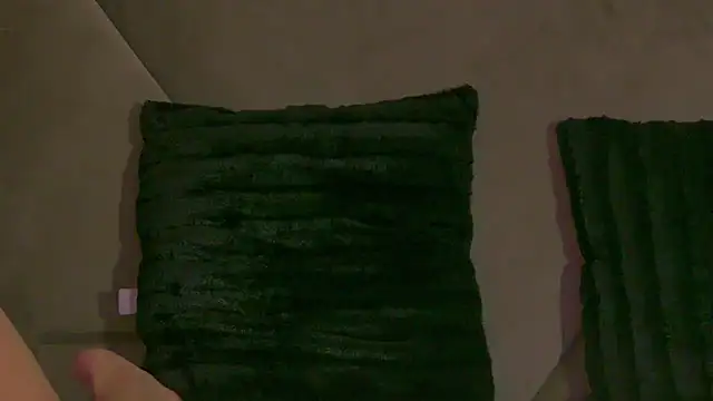 Snapshot of AishaHummer chatting on 11/26/25, 08:54 AishaHummer online show from 11/26/25, 08:54