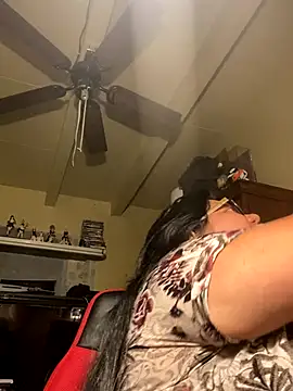 Snapshot of PhatBabie24_ chatting on 11/23/25, 12:05 PhatBabie24 online show from 11/23/25, 12:05