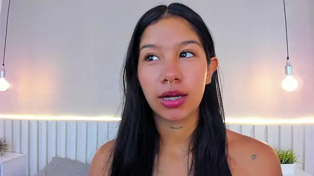 Aida moreno online show from 02/11/25, 10:48