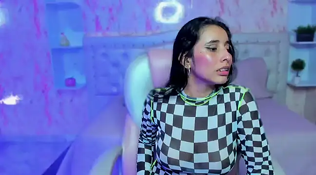 VICTORIA HOUSTON online show from 02/22/25, 10:09