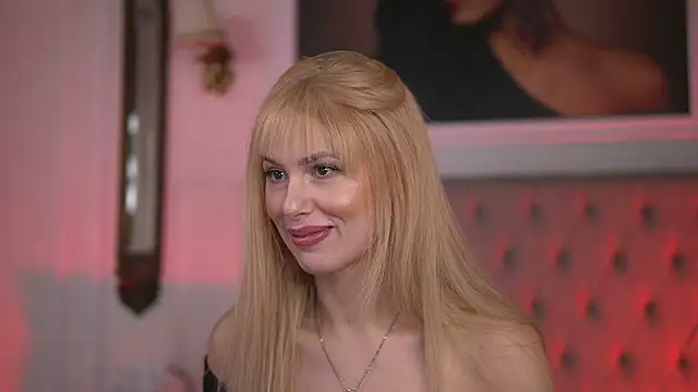 Snapshot of AdelineKing chatting on 01/26/25, 12:11 AdelineKing online show from 01/26/25, 12:11