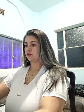 Snapshot of Melinda_bob chatting on 12/22/25, 01:57 Melinda bob online show from 12/22/25, 01:57