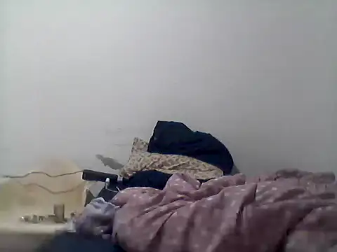 Snapshot of _bahya chatting on 10/02/25, 05:03  bahya online show from 10/02/25, 05:03