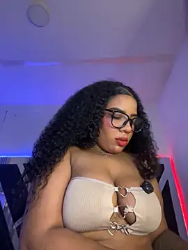 Snapshot of MelannyTylor chatting on 12/03/25, 09:57 MelannyTylor online show from 12/03/25, 09:57