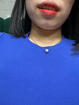 Snapshot of Bella_babei01 chatting on 01/11/25, 05:51 Bella babei01 online show from 01/11/25, 05:51