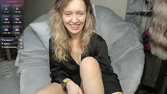 foxy blond online show from 03/22/25, 09:34