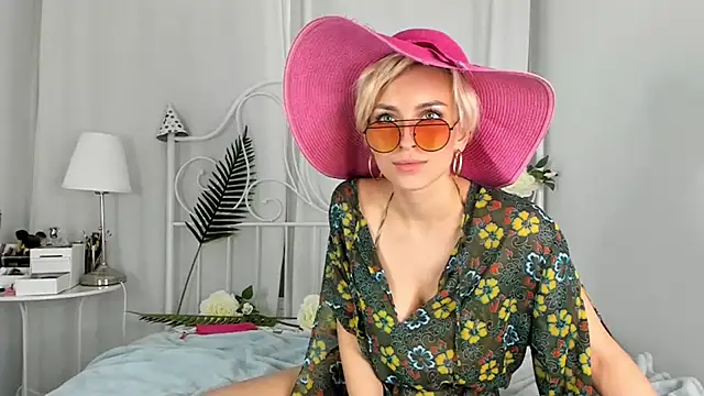 SakuFox online show from 02/02/25, 04:15