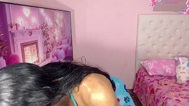 DannaDocell online show from 03/22/25, 04:03