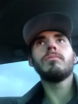 Snapshot of kevinsito1 chatting on 04/01/26, 01:41 kevinsito1 online show from 04/01/26, 01:41