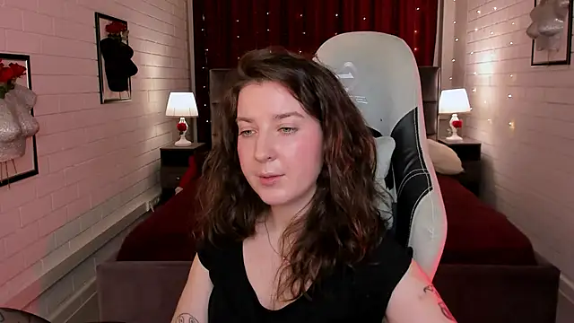 Snapshot of JackieByrd chatting on 03/22/25, 04:47 JackieByrd online show from 03/22/25, 04:47