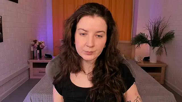 Snapshot of JackieByrd chatting on 11/03/25, 01:23 JackieByrd online show from 11/03/25, 01:23