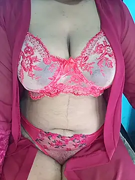 Snapshot of Sadika- chatting on 08/02/26, 01:53 Sadika- online show from 08/02/26, 01:53