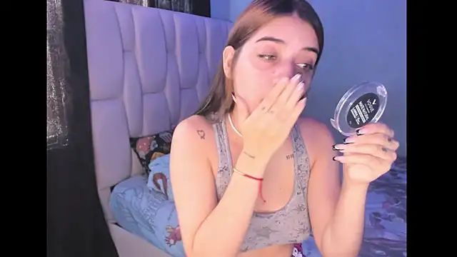 KittyKlum online show from 01/21/25, 04:48