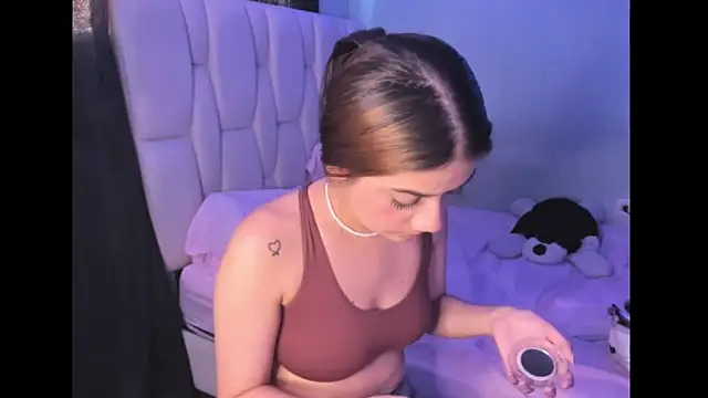 KittyKlum online show from 02/13/25, 06:48