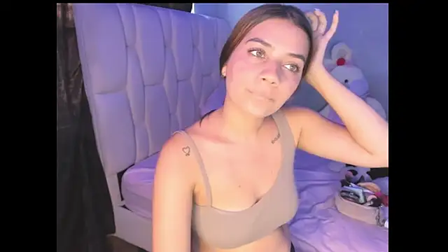 KittyKlum online show from 03/19/25, 10:42