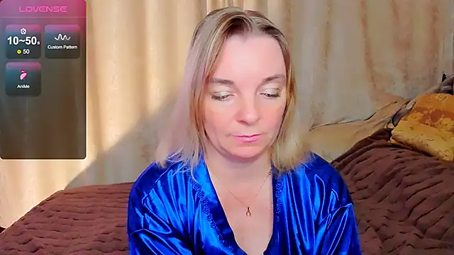 Regina  blue online show from 10/03/25, 05:54