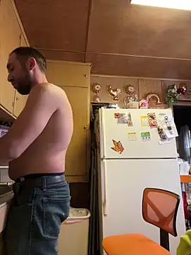 Snapshot of SmokingSloth chatting on 03/13/25, 10:43 SmokingSloth online show from 03/13/25, 10:43