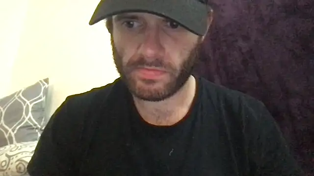 Snapshot of SpunCandy chatting on 10/08/25, 06:33 SpunCandy online show from 10/08/25, 06:33