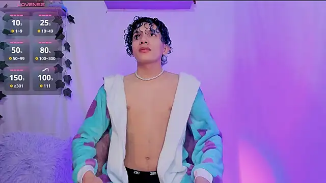 Snapshot of Im_Alejo chatting on 03/20/25, 12:30 Im Alejo online show from 03/20/25, 12:30