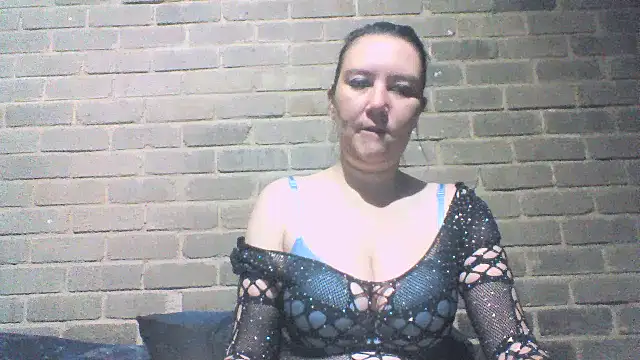 Snapshot of EksJouneMwah chatting on 12/03/25, 05:26 EksJouneMwah online show from 12/03/25, 05:26