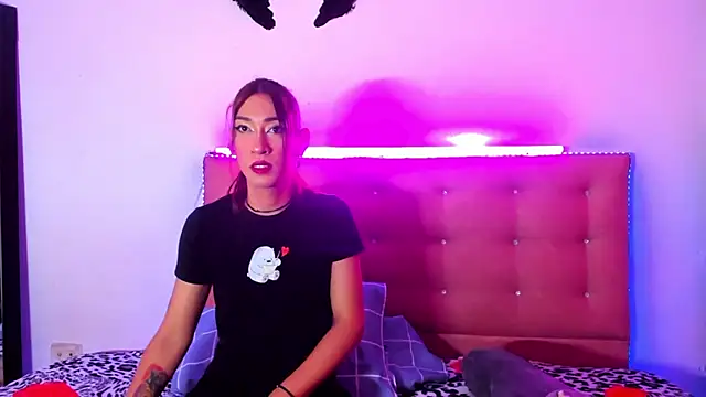 Snapshot of khandyzBlum chatting on 01/20/25, 02:57 khandyzBlum online show from 01/20/25, 02:57