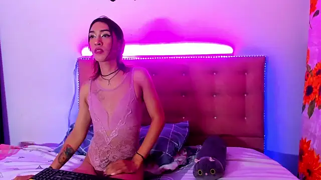 Snapshot of khandyzBlum chatting on 01/30/25, 04:37 khandyzBlum online show from 01/30/25, 04:37