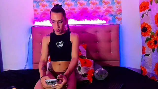 Snapshot of khandyzBlum chatting on 03/06/25, 06:37 khandyzBlum online show from 03/06/25, 06:37