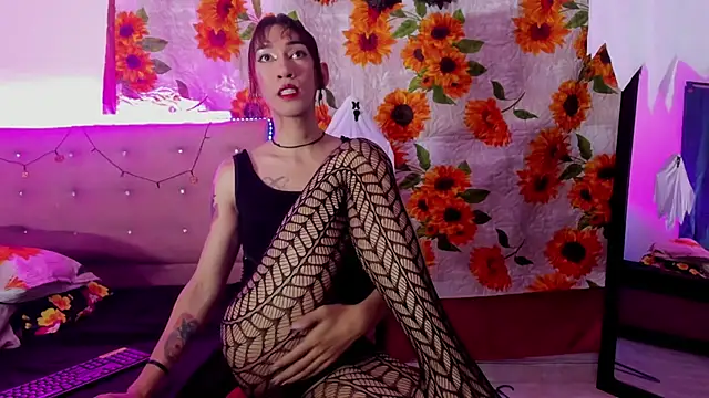 Snapshot of khandyzBlum chatting on 11/01/25, 11:18 khandyzBlum online show from 11/01/25, 11:18