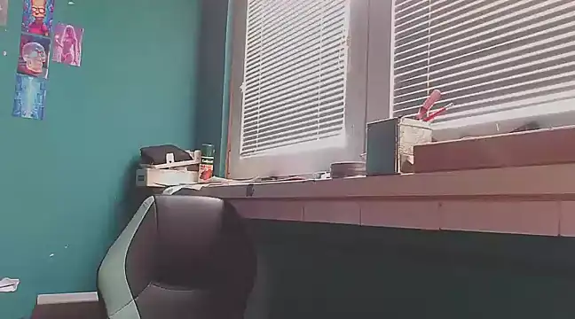 Snapshot of YouWantMe666 chatting on 02/15/25, 12:33 YouWantMe666 online show from 02/15/25, 12:33