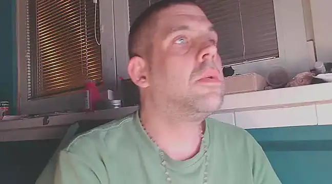 Snapshot of YouWantMe666 chatting on 02/21/25, 02:39 YouWantMe666 online show from 02/21/25, 02:39