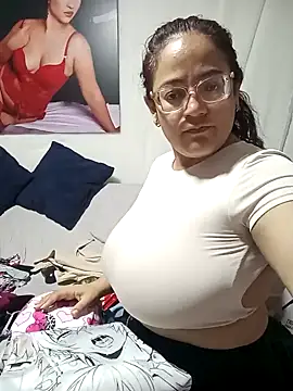 Snapshot of skarleth001 chatting on 01/18/25, 12:46 skarleth001 online show from 01/18/25, 12:46