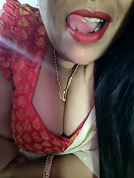 Snapshot of sneha_rose chatting on 12/05/25, 05:20 sneha rose online show from 12/05/25, 05:20