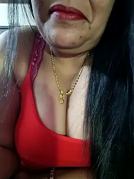 Snapshot of sneha_rose chatting on 02/01/26, 04:27 sneha rose online show from 02/01/26, 04:27