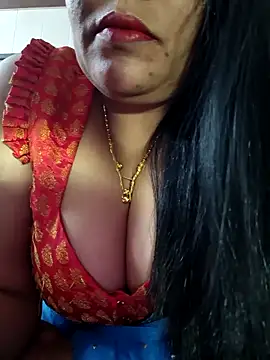 Snapshot of sneha_rose chatting on 02/02/26, 05:28 sneha rose online show from 02/02/26, 05:28