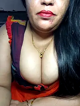 Snapshot of sneha_rose chatting on 05/05/26, 04:59 sneha rose online show from 05/05/26, 04:59