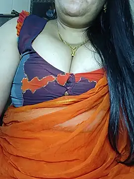 Snapshot of sneha_rose chatting on 07/21/26, 06:21 sneha rose online show from 07/21/26, 06:21
