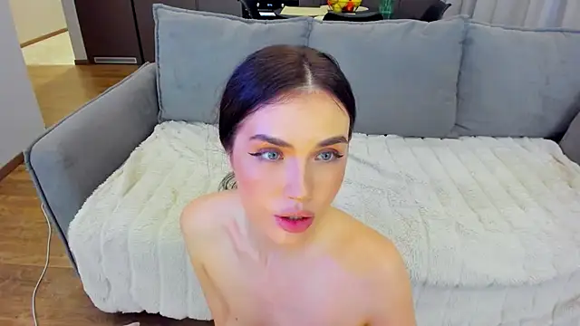 Snapshot of sexyangeloux chatting on 01/08/25, 11:30 sexyangeloux online show from 01/08/25, 11:30