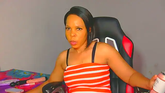 White Porshe online show from 09/24/25, 03:26