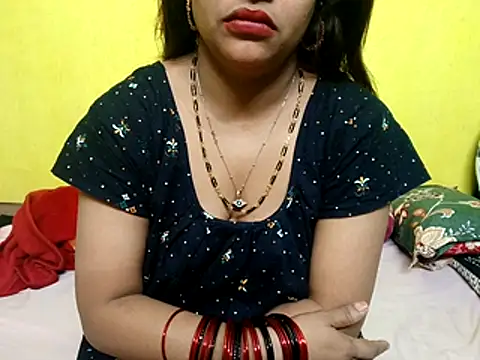 Snapshot of Sexyranibhabhi chatting on 12/20/25, 02:40 Sexyranibhabhi online show from 12/20/25, 02:40