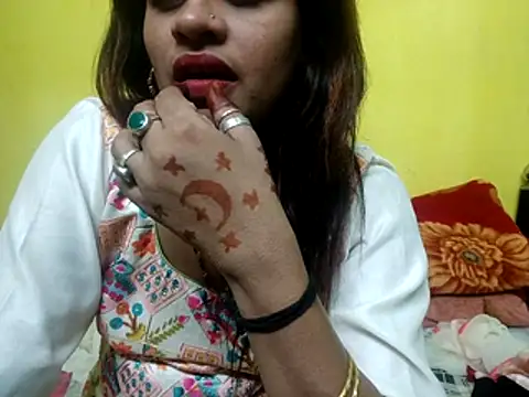 Snapshot of Sexyranibhabhi chatting on 02/20/26, 02:39 Sexyranibhabhi online show from 02/20/26, 02:39