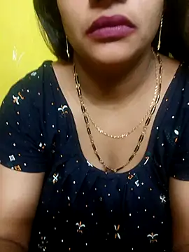 Snapshot of Sexyranibhabhi chatting on 04/17/26, 02:14 Sexyranibhabhi online show from 04/17/26, 02:14